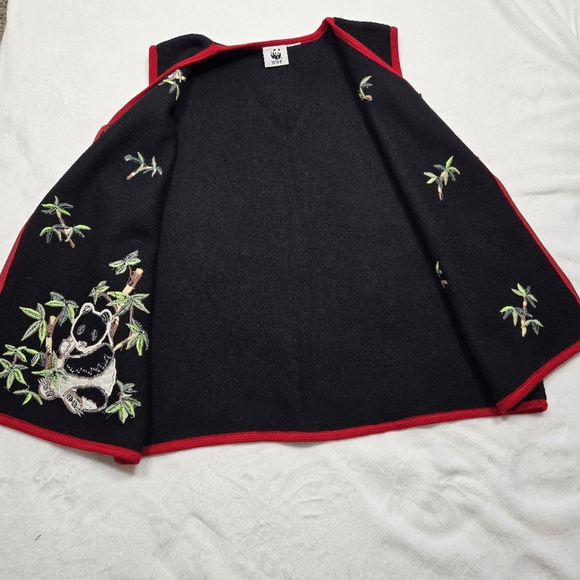 Vintage World Wildlife Fund (WWF) Boiled Wool Panda Bear Grandma Vest Size XL - Picture 7 of 9